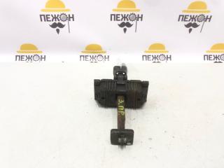 Ограничитель двери Toyota Avensis 2006 6863005040 T250 1.8 1ZZFE, задний