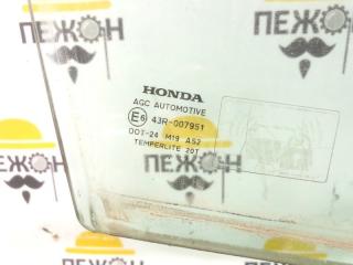 Стекло двери Honda Civic 2007 73300SMGE00 ХЭТЧБЕК 5 ДВ. 1.8, переднее правое