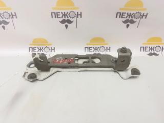 Кронштейн пиропатрона капота Bmw 5-Series 2011 51237186988 F10 2.0 N47D20C, правый