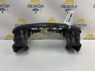 Рамка магнитолы Nissan Juke 2011 682601KE0A F15 1.6 HR16DE