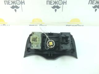 Кнопка обогрева сидений Ford Focus 2013 5228747 3 1.6 JTDB