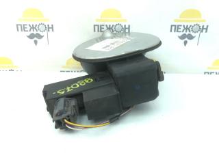 Лючок бензобака Ford Focus 2006 1474908 ХЭТЧБЕК 1.6