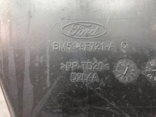 Дефлектор над радиаторами Ford Focus 2011 1749572 3 1.6 PNDA