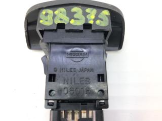 Кнопка аварийной сигнализации Nissan Primera 2004 25290AU000 ЛИФТБЕК 1.8