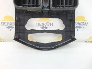 Накладка на торпедо центральная Chevrolet Spark 2012 95015820 M300 1.2 B12D1