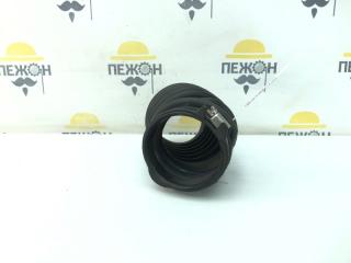 Патрубок воздушного фильтра Ford Focus 2009 1684286 DA_ 1.8 QQDB