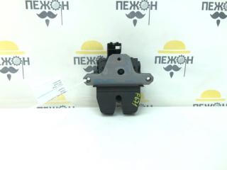 Замок багажника Ford Focus 2009 1570448 DA_ 1.6 SHDA