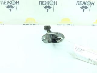 Ограничитель двери Nissan Juke 2010 824301KA0A F15 1.6 HR16DE, задний