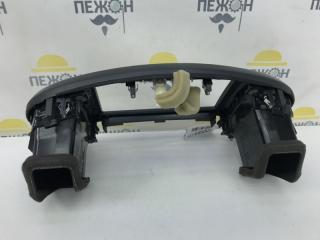 Рамка магнитолы Nissan Juke 2010 682601KE1A F15 1.6 HR16DE