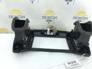 Рамка магнитолы Nissan Juke 2010 682601KE1A F15 1.6 HR16DE