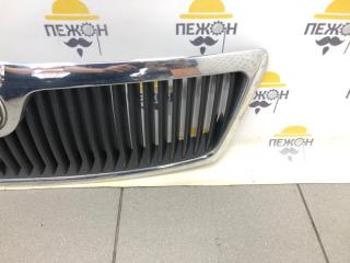 Решетка радиатора Skoda Octavia 1Z0853668B41 A5