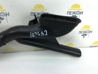 Воздухозаборник Opel Corsa 2009 55557182 S07