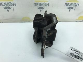 Подушка КПП Ford Fusion 2007 1221237 JU 1.4 FXJA, левая