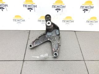 Кронштейн МКПП верхний Renault Sandero 2013 112531966R B52 0.9 H4BA400