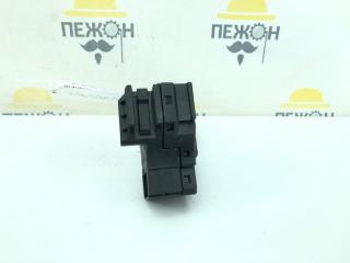 Переключатель подрулевой Ford Fusion 2007 1357437 JU 1.4 FXJA, правый