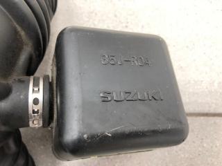 Патрубок воздушного фильтра Suzuki Grand Vitara 2007 1388165J00 JT 2.0 J20A