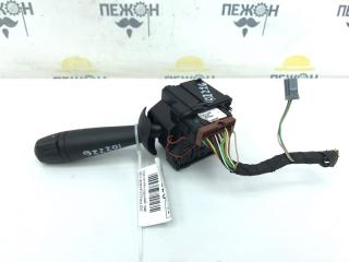 Переключатель подрулевой Renault Sandero 2013 8201168008 B52 0.9 H4BA400, правый