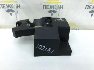 Кронштейн усилителя бампера Renault Sandero 2013 850907451R B52 0.9 H4BA400, задний