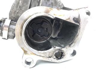 Насос вакуумный Renault Megane 146504799R BZ0N 1.9 DCI