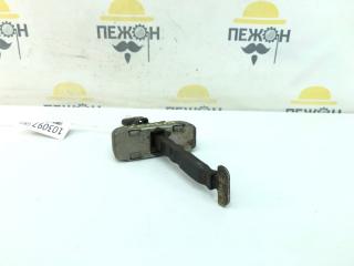 Ограничитель двери Toyota Auris 2009 6861002121 ZRE151 1.6 1ZRFAE, передний