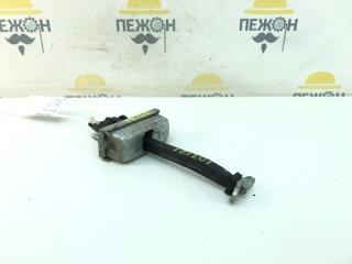 Ограничитель двери Ford Focus 2010 1641573 CB4 1.8 QQDB