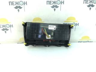 Блок управления климат-контролем Toyota Auris 2009 5590002231 ZRE151 1.6 1ZRFAE