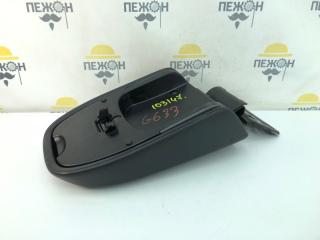 Крышка подлокотника Ford Focus 2010 1724357 CB4 1.8 QQDB