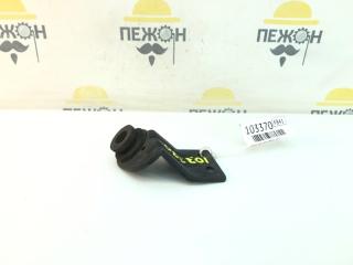 Кронштейн радиатора Kia Venga 2010 253331P000 YN 1.6 БЕНЗИН, правый