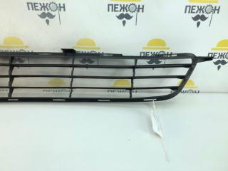 Решетка в бампер Toyota Corolla 2007-2010 5311212131, передняя