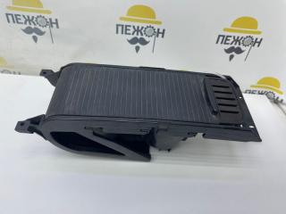 Подстаканник Ford Kuga VP7M5XR13560EE3YYW 1