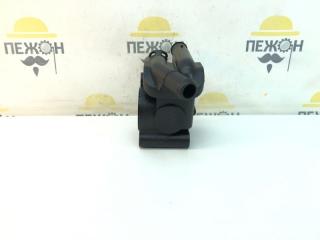 Корпус термостата Ford Focus 1998-2005 WF0068