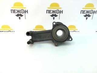 Кронштейн подвесного подшипника Ford Focus 1075776 1