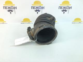 Патрубок воздушного фильтра Mazda 3 2006 LF5013221A BK 2.0