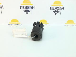 Кронштейн радиатора Mazda 3 2006 Z60115240F BK 2.0