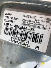 Подушка безопасности в торпедо Ford Focus 2009 1670597 2 1.6 SHDA