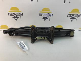 Домкрат Renault Megane 8200153953 2