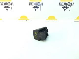 Хвостик наружной ручки двери Ford Focus 2011 1727824 3 1.6 IQDB