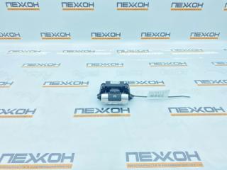 Кнопка стояночного тормоза Land Rover Discovery Sport 2021 LR114829 L550 2.0 204DTY