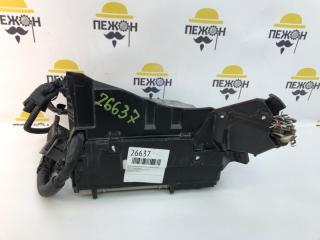 Блок предохранителей подкапотный Toyota Avensis 8274102050 T270