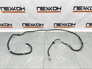 Запчасть провод акб плюс Bentley Flying Spur 2017