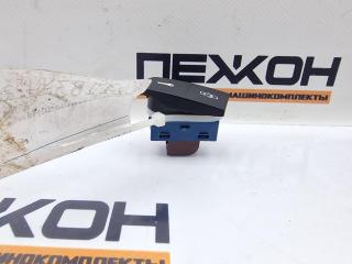 Запчасть кнопка центрального замка правая Bentley Flying Spur 2017