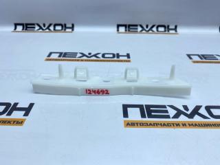 Запчасть кронштейн бампера (не оригинал) передний правый FORD KUGA