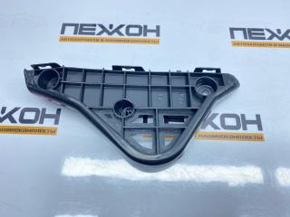 Запчасть кронштейн бампера (не оригинал) передний правый TOYOTA CAMRY