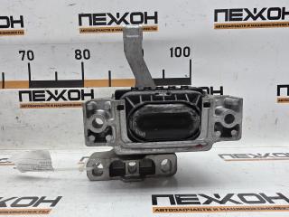 Подушка двигателя правая TT 2015 8S 2.0T CHHC