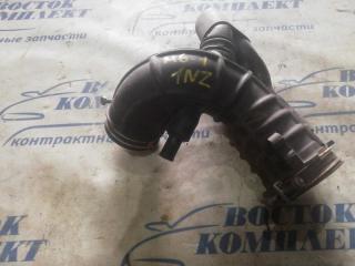 Патрубок воздушного фильтра Toyota Sienta