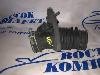 Патрубок воздушного фильтра Toyota Ractis 2006