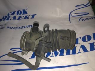 Патрубок воздушного фильтра Toyota Ractis 09.2008