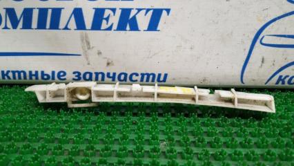 Запчасть клипса бампера задняя правая Subaru R1 10.11.2007