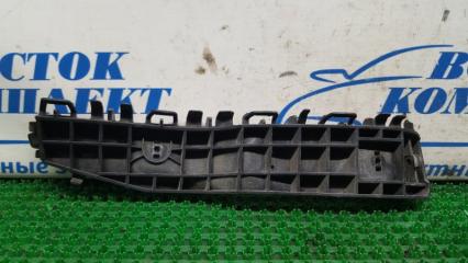 Фото запчасти клипса бампера задняя правая Suzuki Splash 03.2009 контрактная запчасть Запчасть клипса бампера задняя правая Suzuki Splash 03.2009