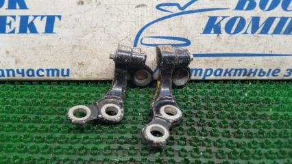 Петля двери Ford Focus